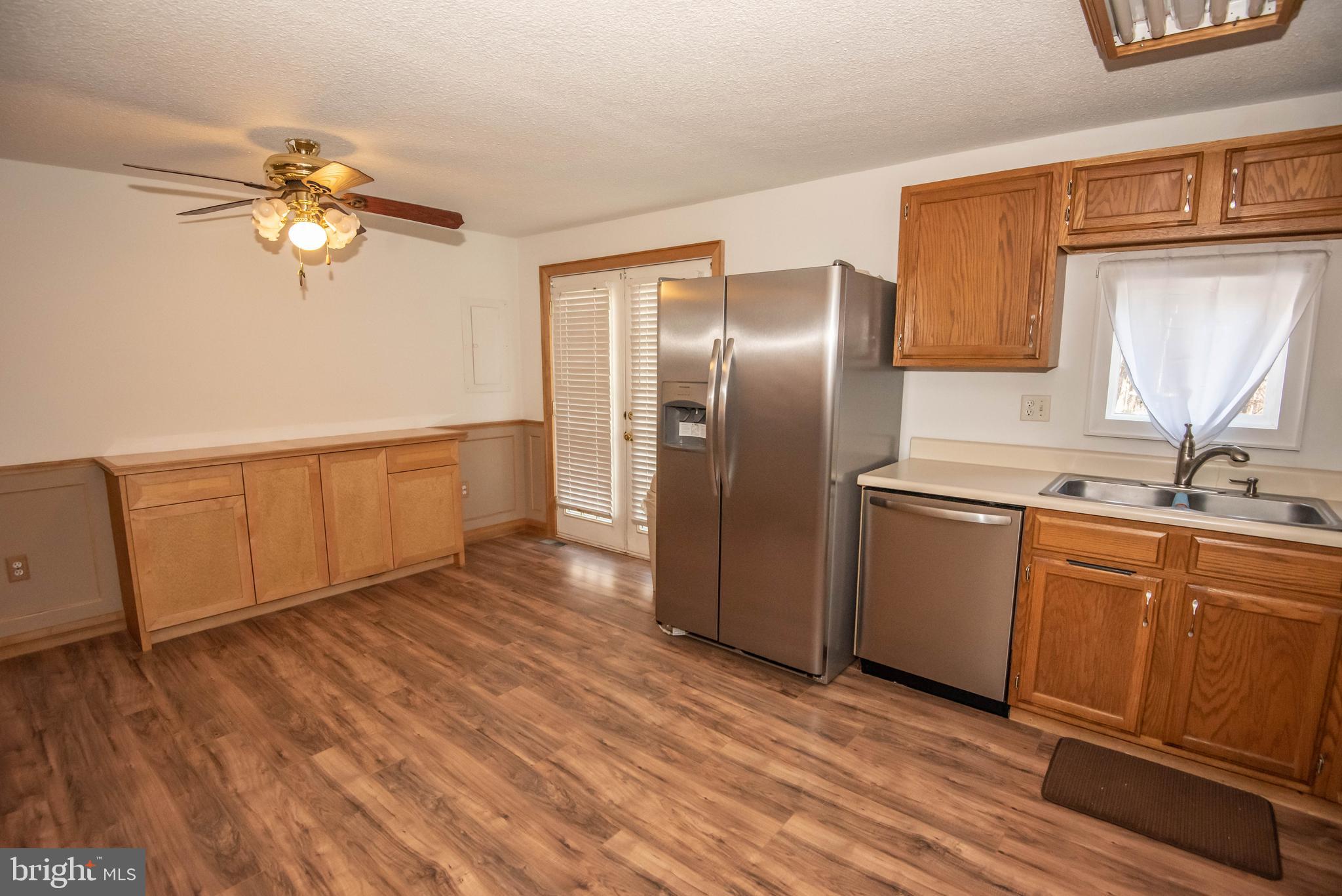 8015 Taylor Road Catlett, VA 20119 - Photo 10 of 25 Gallery Image 10
