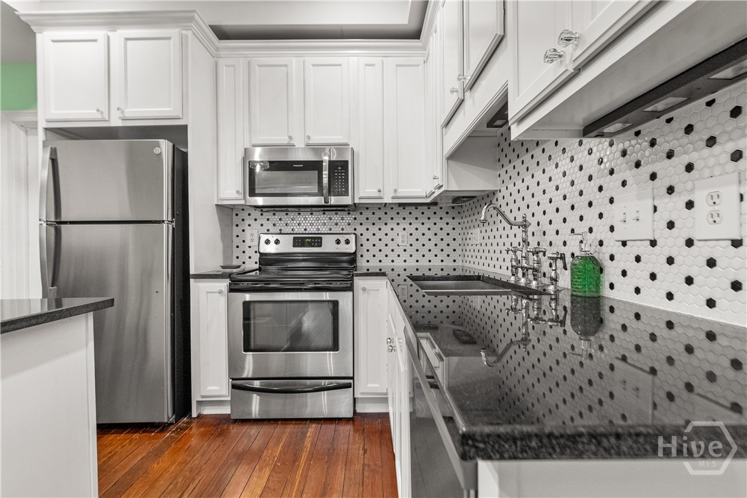 521 East Broad Street, Unit 2 Savannah, GA 31401 - Photo 11 of 23