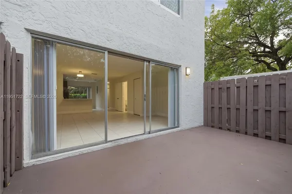 $2,250 | 3001 Northwest 5th Terrace, Unit 4, Pompano Beach, FL 33064