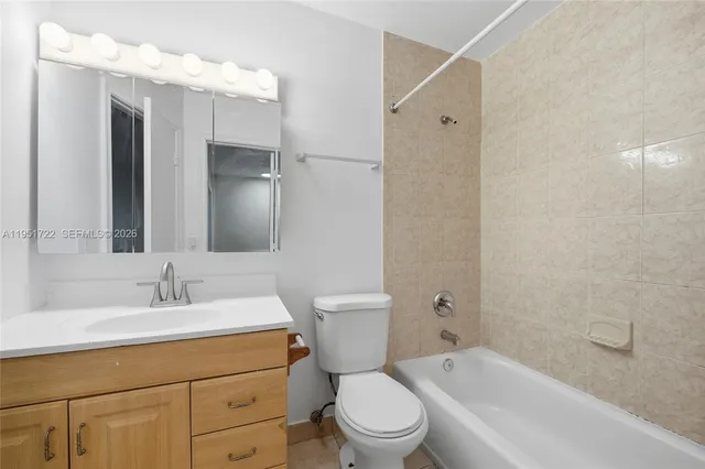 $2,400 | 3001 Northwest 5th Terrace, Unit 4, Pompano Beach, FL 33064