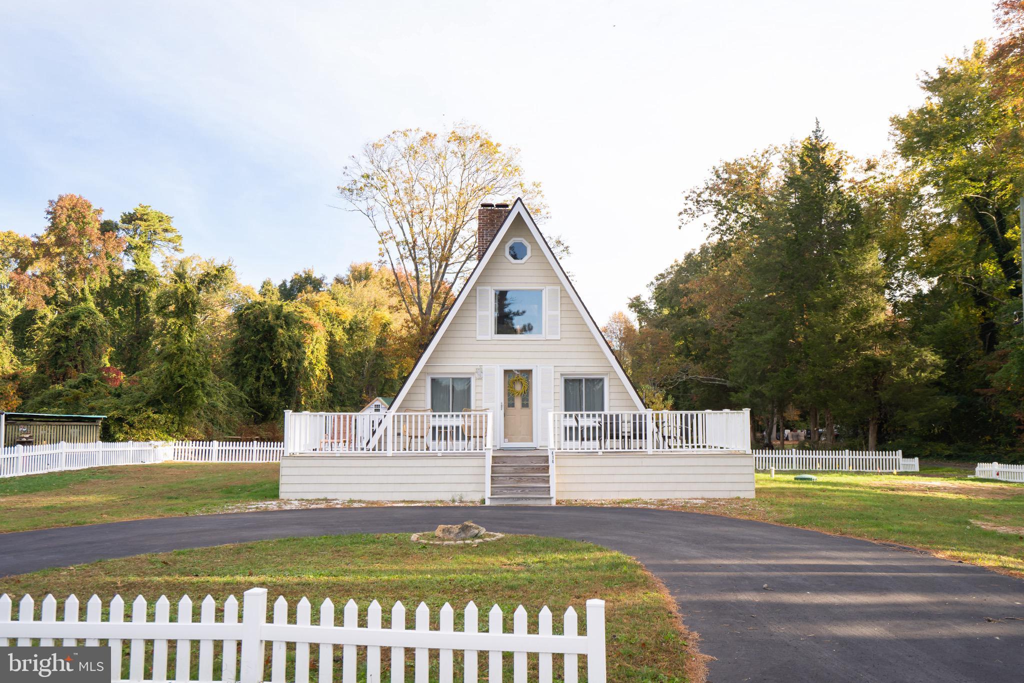 414 Southeast Lakeshore Drive Millville, NJ 08332 - Photo 1 of 35 Gallery Image 1