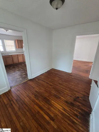 $1,395 | 412 Lucerne Drive, Spartanburg, SC 29302