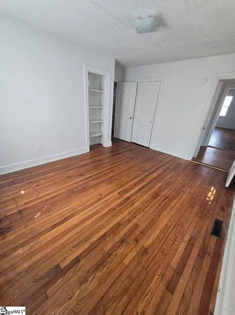 $1,395 | 412 Lucerne Drive, Spartanburg, SC 29302