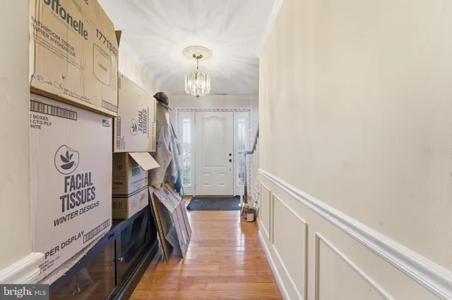 $499,900 | 7303 Lois Lane, Lanham, MD 20706