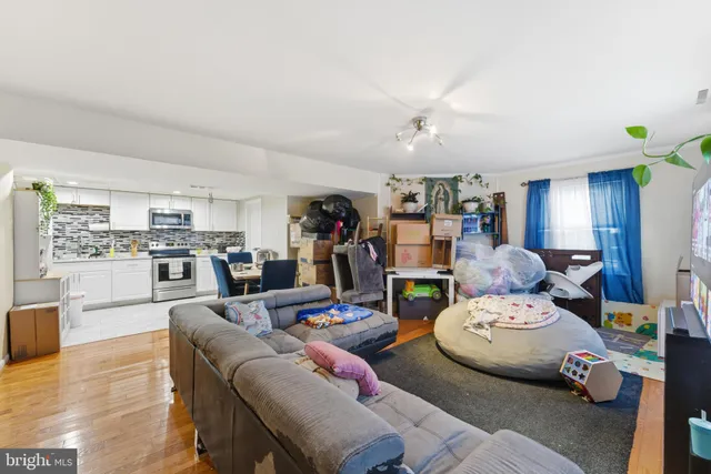 $499,900 | 7303 Lois Lane, Lanham, MD 20706