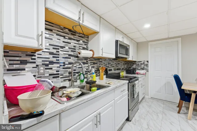 $499,900 | 7303 Lois Lane, Lanham, MD 20706