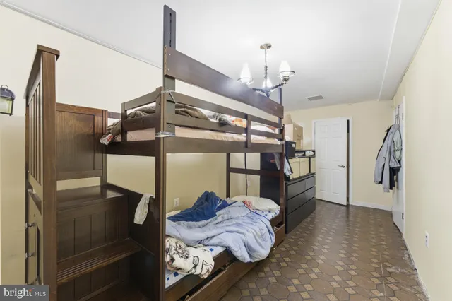 $499,900 | 7303 Lois Lane, Lanham, MD 20706