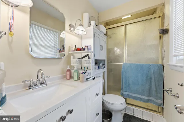 $499,900 | 7303 Lois Lane, Lanham, MD 20706