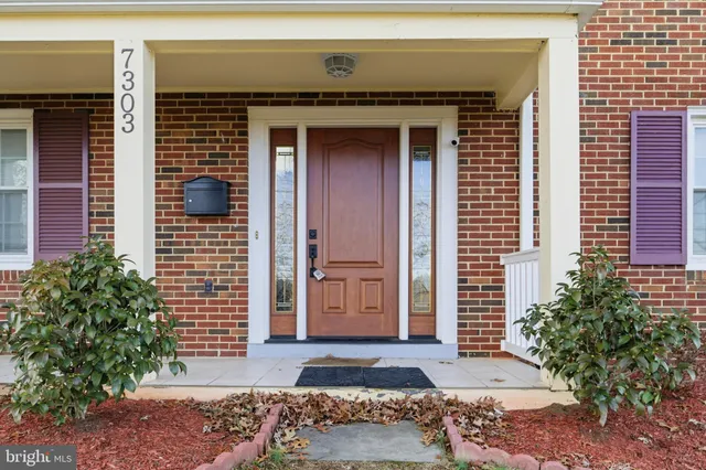 $499,900 | 7303 Lois Lane, Lanham, MD 20706