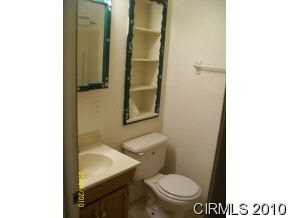1920 West Harreld Road Marion, IN 46952 - Photo 4 of 11 Gallery Image 4