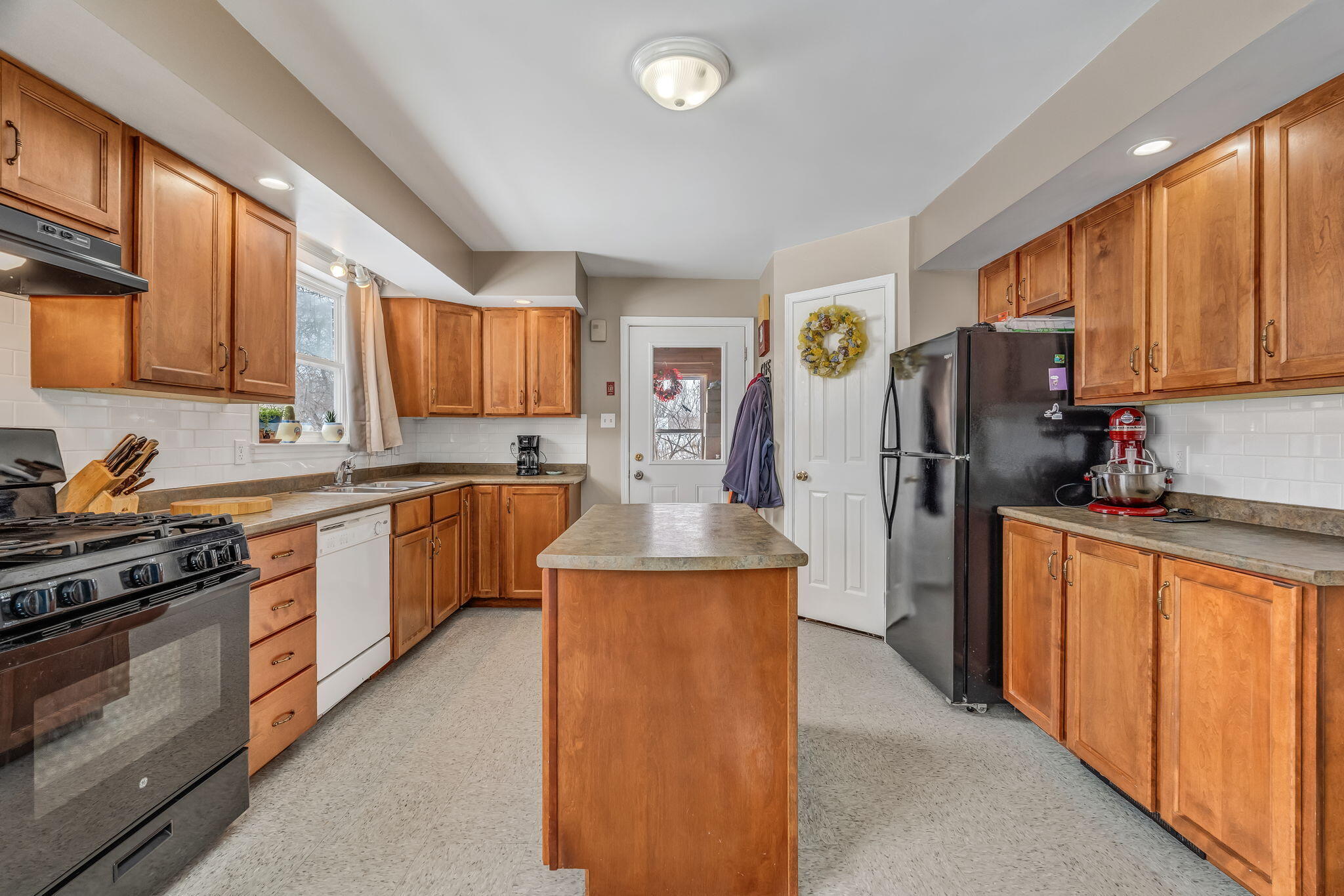 313 E Road Bradford, ME 04410 - Photo 6 of 37 40-web-or-mls-313-e-rd