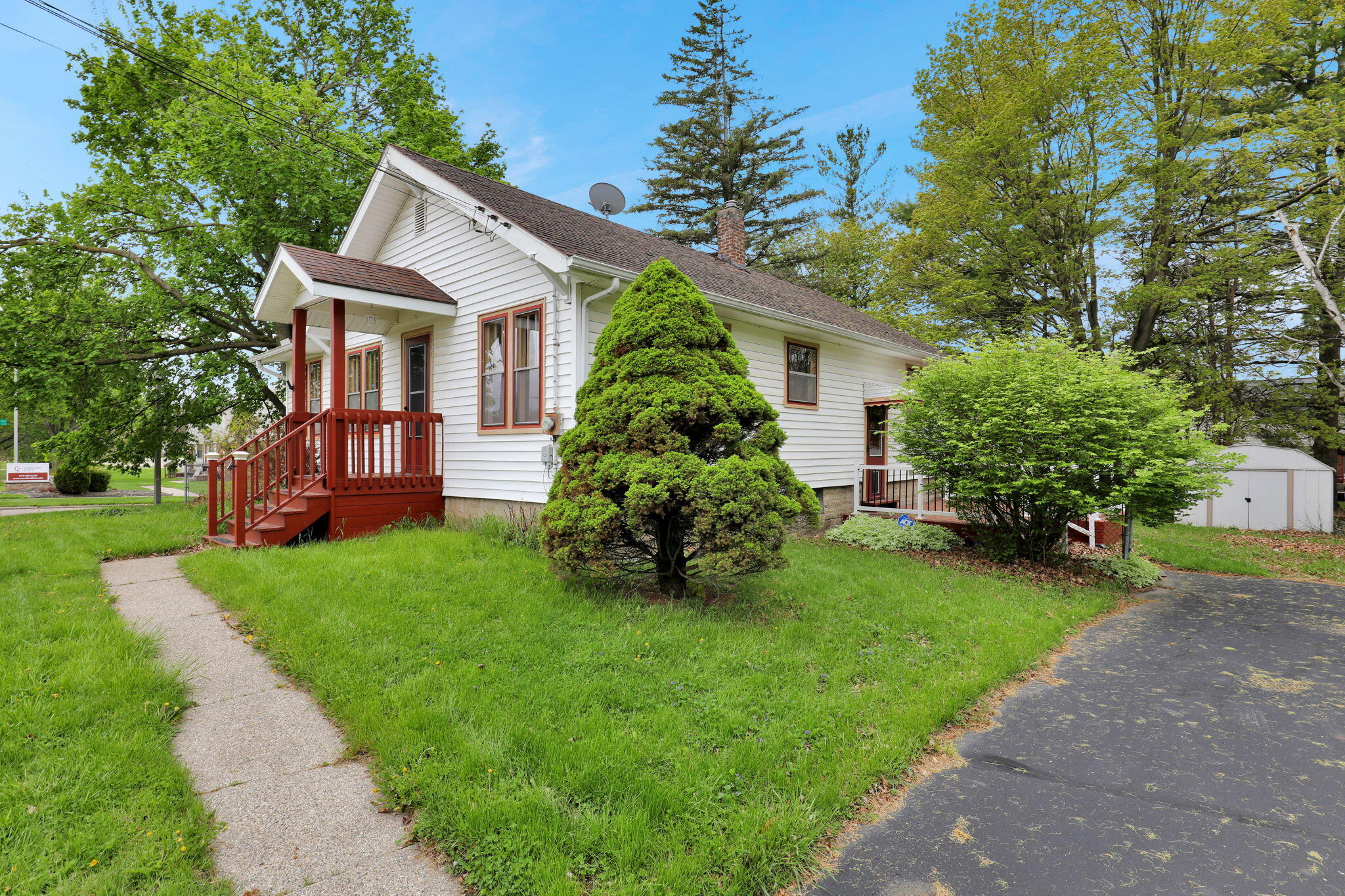 4308 Pleasant Grove Road Lansing, MI 48910 - Photo 23 of 26 22-web-or-mls-Open Ended Media-5