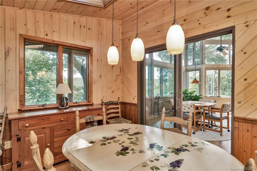 421 Lakeview Road Newland, NC 28657 - Photo 21 of 48 Gallery Image 21