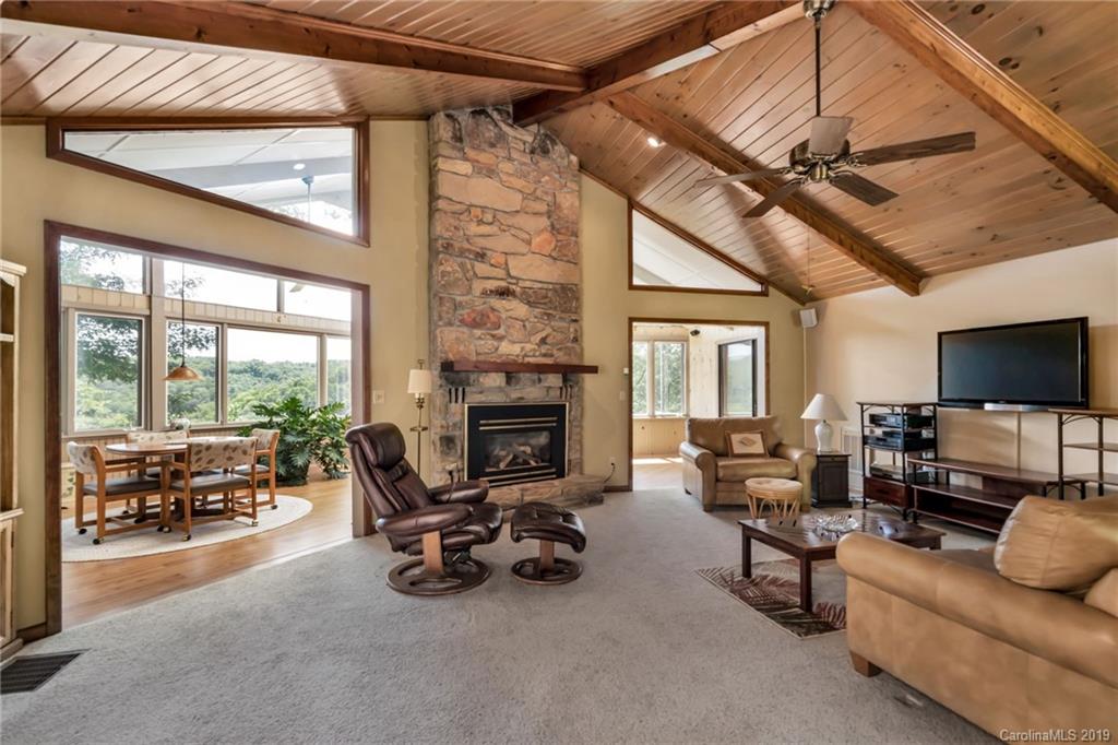 421 Lakeview Road Newland, NC 28657 - Photo 25 of 48 Gallery Image 25