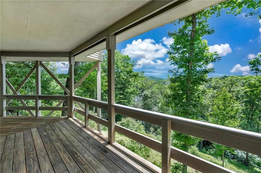 421 Lakeview Road Newland, NC 28657 - Photo 34 of 48 Gallery Image 34
