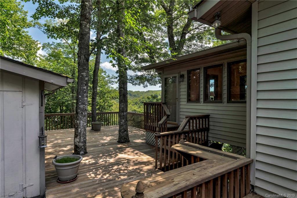 421 Lakeview Road Newland, NC 28657 - Photo 43 of 48 Gallery Image 43
