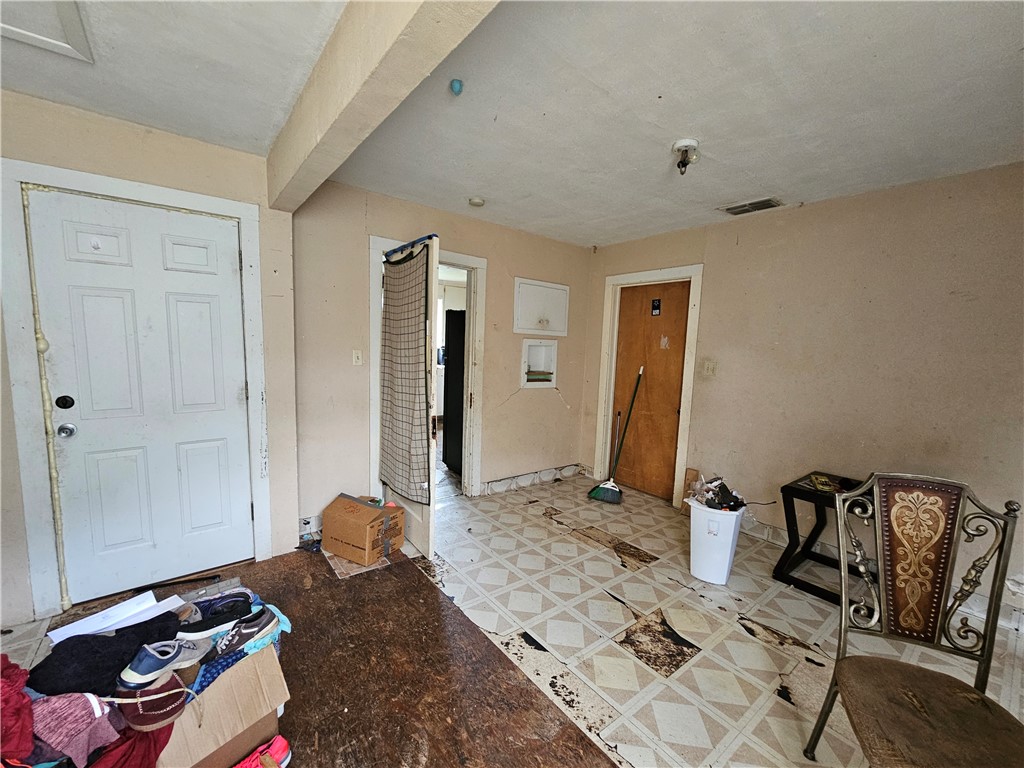 742 West 1st Street Alice, TX 78332 - Photo 16 of 25