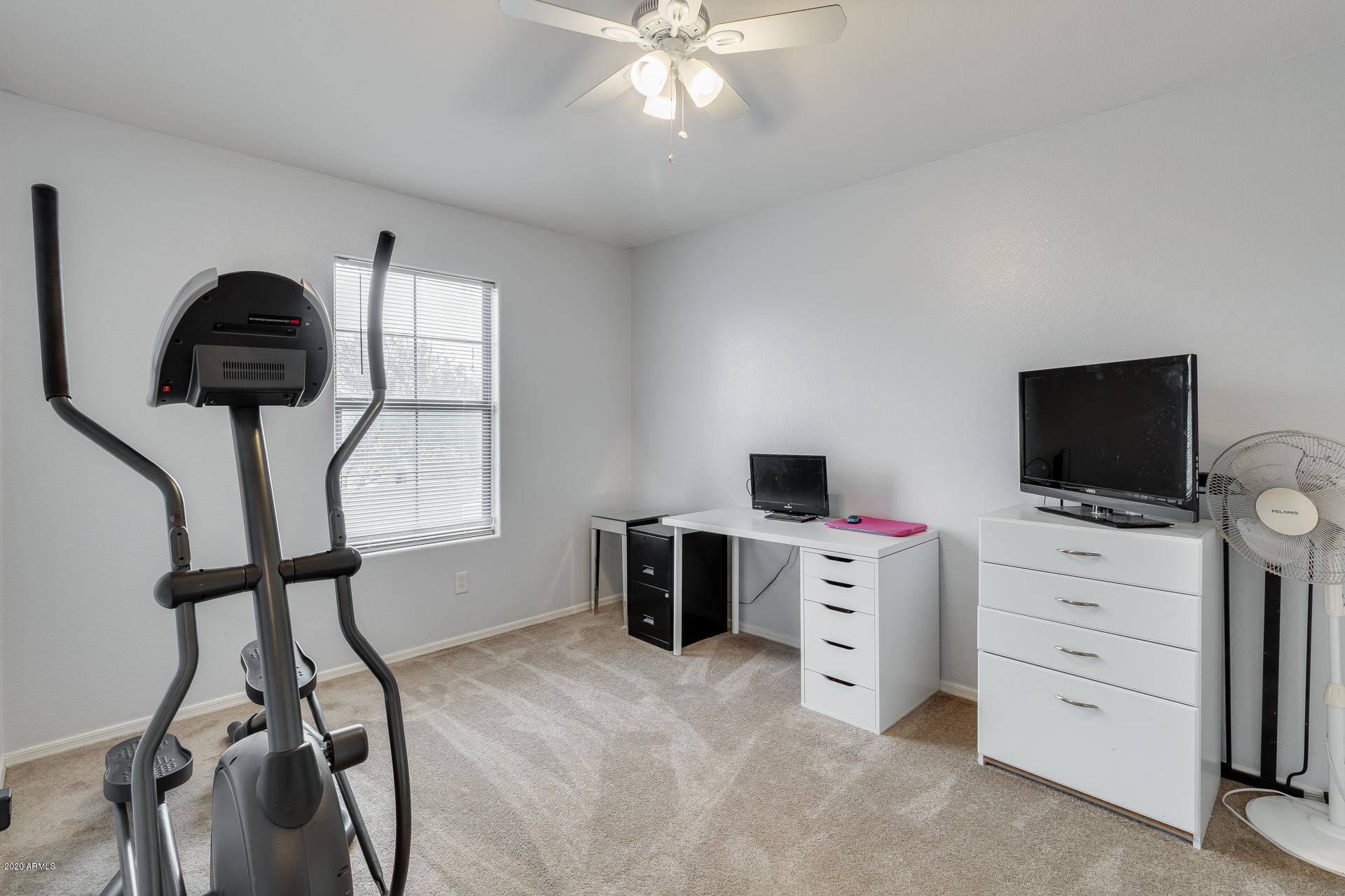 4271 South Rim Road Gilbert, AZ 85297 - Photo 25 of 37