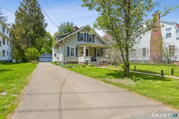 $2,000 | 1572 Whitney Avenue, Hamden, CT 06517