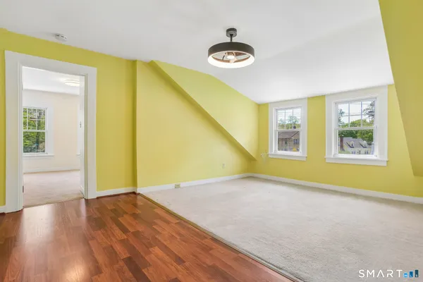 $2,000 | 1572 Whitney Avenue, Hamden, CT 06517