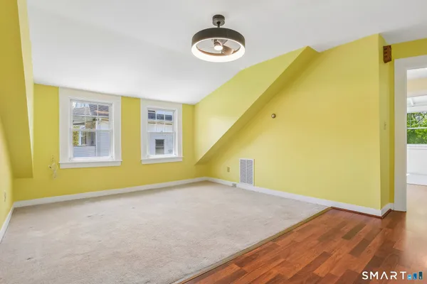 $2,000 | 1572 Whitney Avenue, Hamden, CT 06517