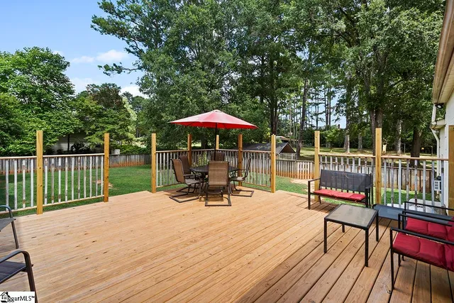 $573,500 | 111 Northwoods Road, Greenwood, SC 29649