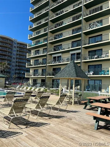 a car parked in the parking lot