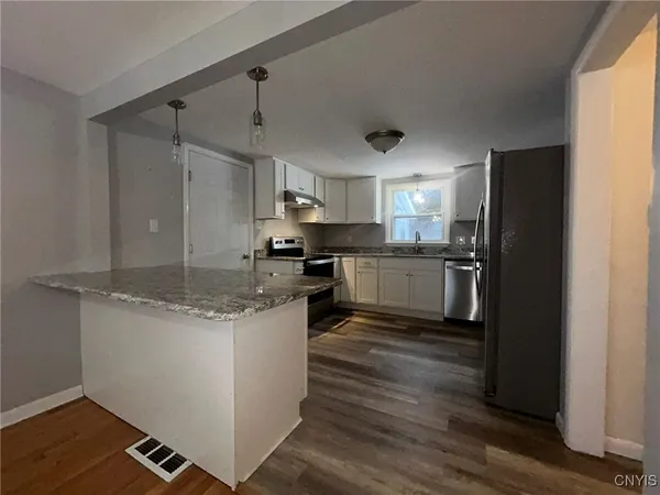 $2,500 | 3 Wills Drive, New Hartford, NY 13413