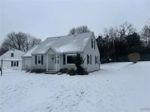 $2,500 | 3 Wills Drive, New Hartford, NY 13413