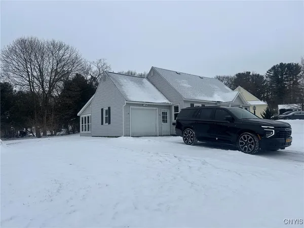 $2,500 | 3 Wills Drive, New Hartford, NY 13413