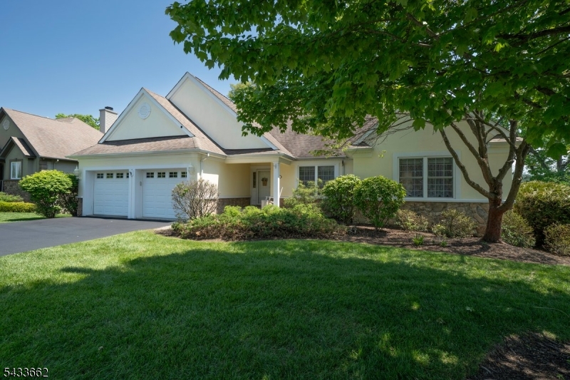 15 Bracken Hill Road Hamburg, NJ 07419 - Photo 2 of 44
