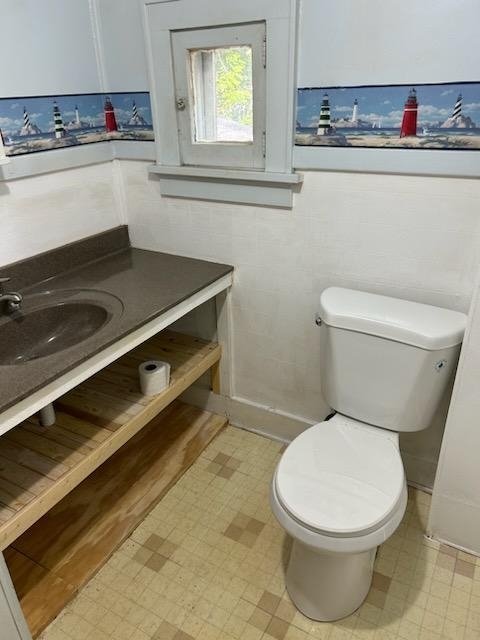 415 West W Mauston, WI 53948 - Photo 10 of 15