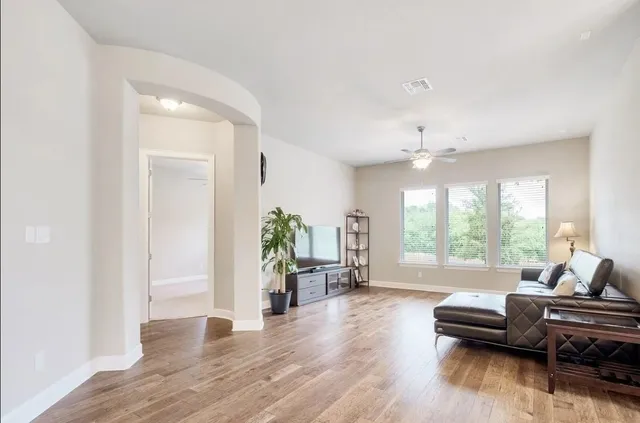 $2,650 | 268 Fort Cobb Way, Georgetown, TX 78628