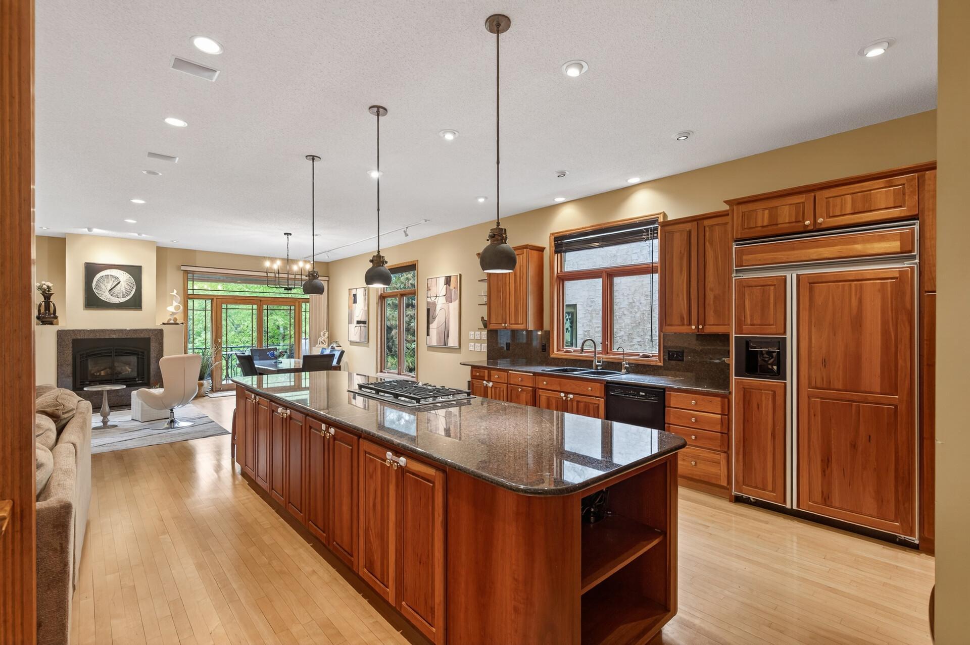 11820 Bren Road Minnetonka, MN 55343 - Photo 7 of 45