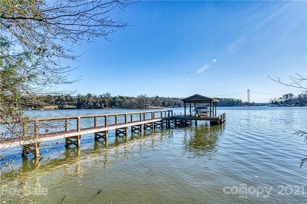 5580 Riverfront Road Clover, SC 29710 - Photo 3 of 6 Gallery Image 3