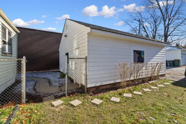 a view of backyard of house