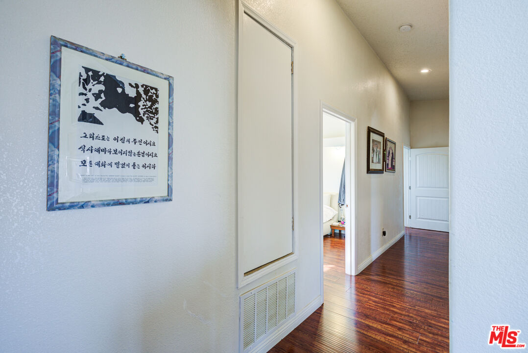 10424 Santa Fe Fire Road Lucerne Valley, CA 92356 - Photo 18 of 26