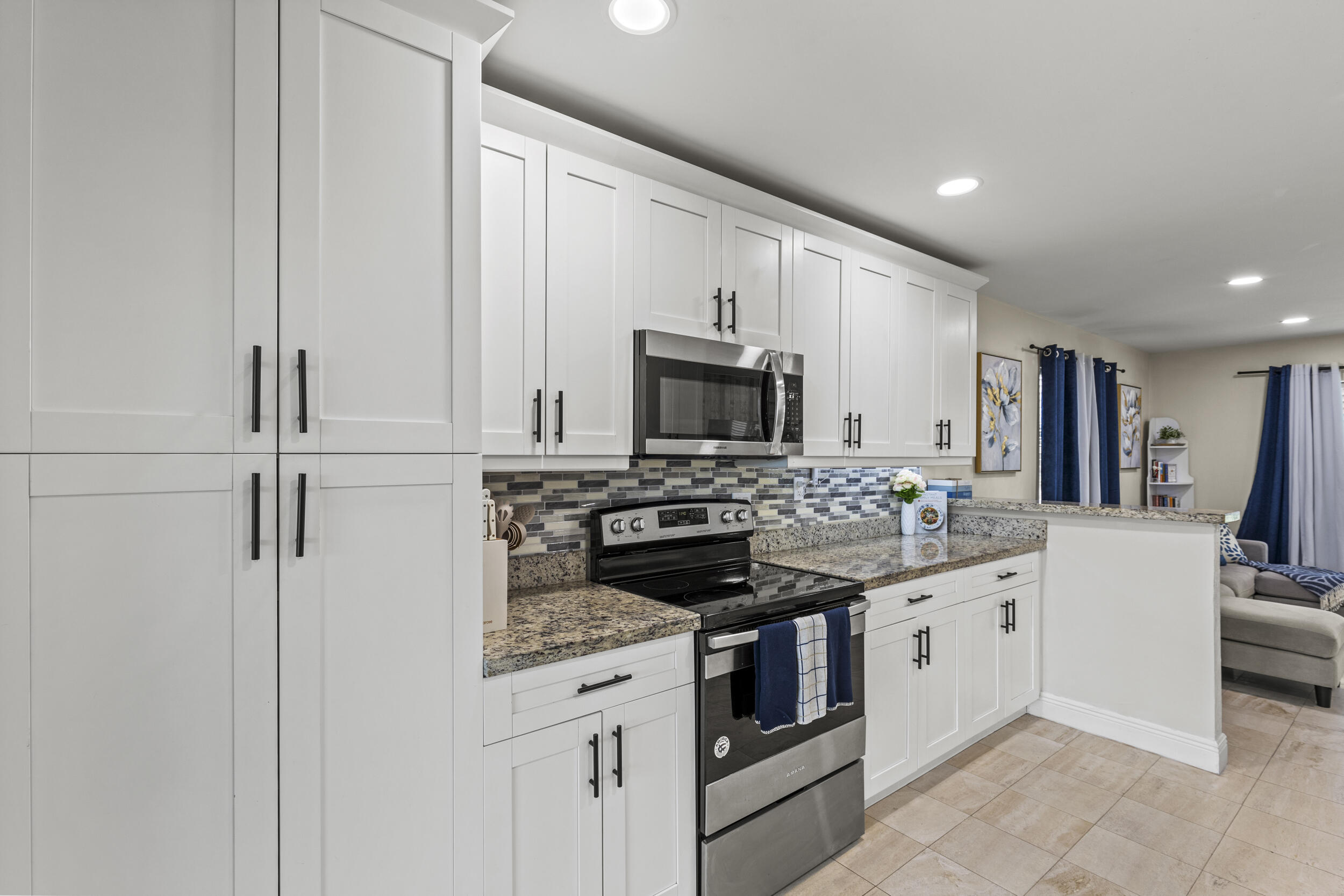 4331 Dale Road Palm Springs, FL 33406 - Photo 13 of 43 SLHG