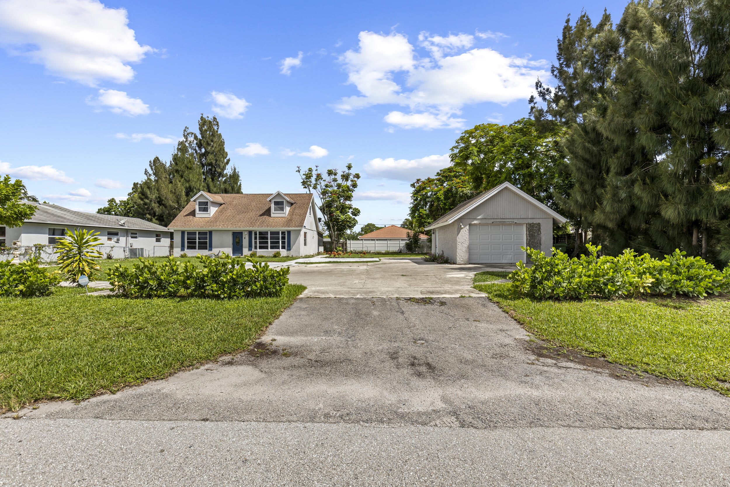 4331 Dale Road Palm Springs, FL 33406 - Photo 3 of 43 SLHG