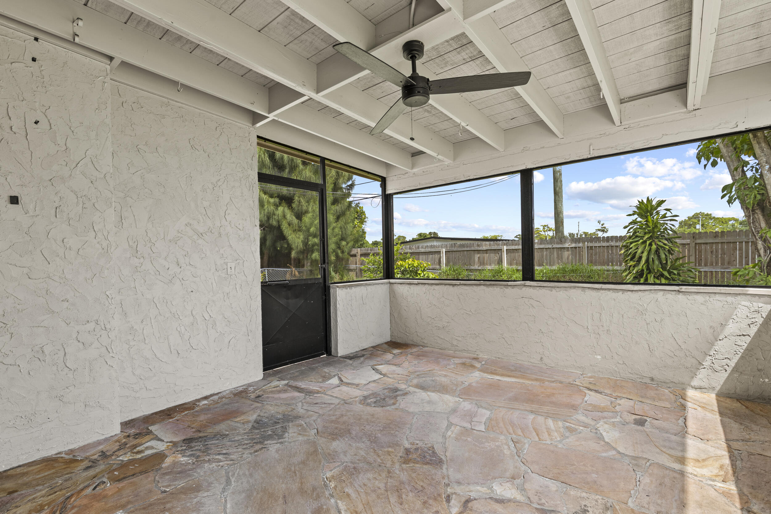 4331 Dale Road Palm Springs, FL 33406 - Photo 34 of 43 SLHG