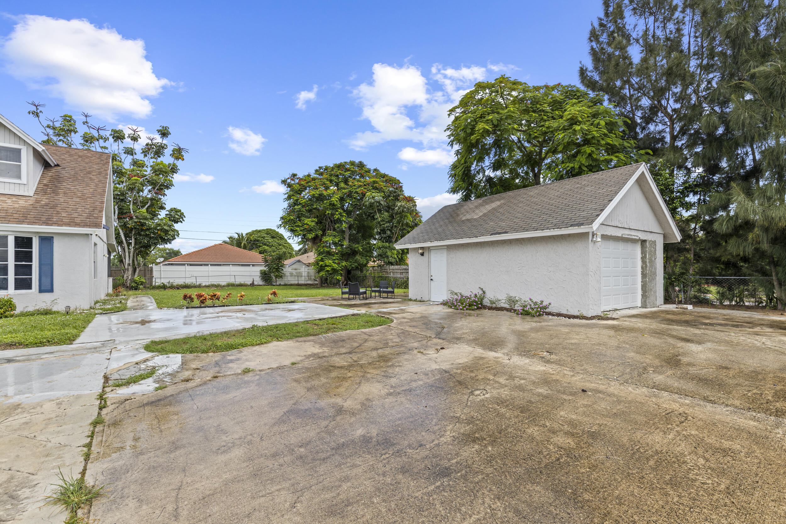 4331 Dale Road Palm Springs, FL 33406 - Photo 36 of 43 SLHG
