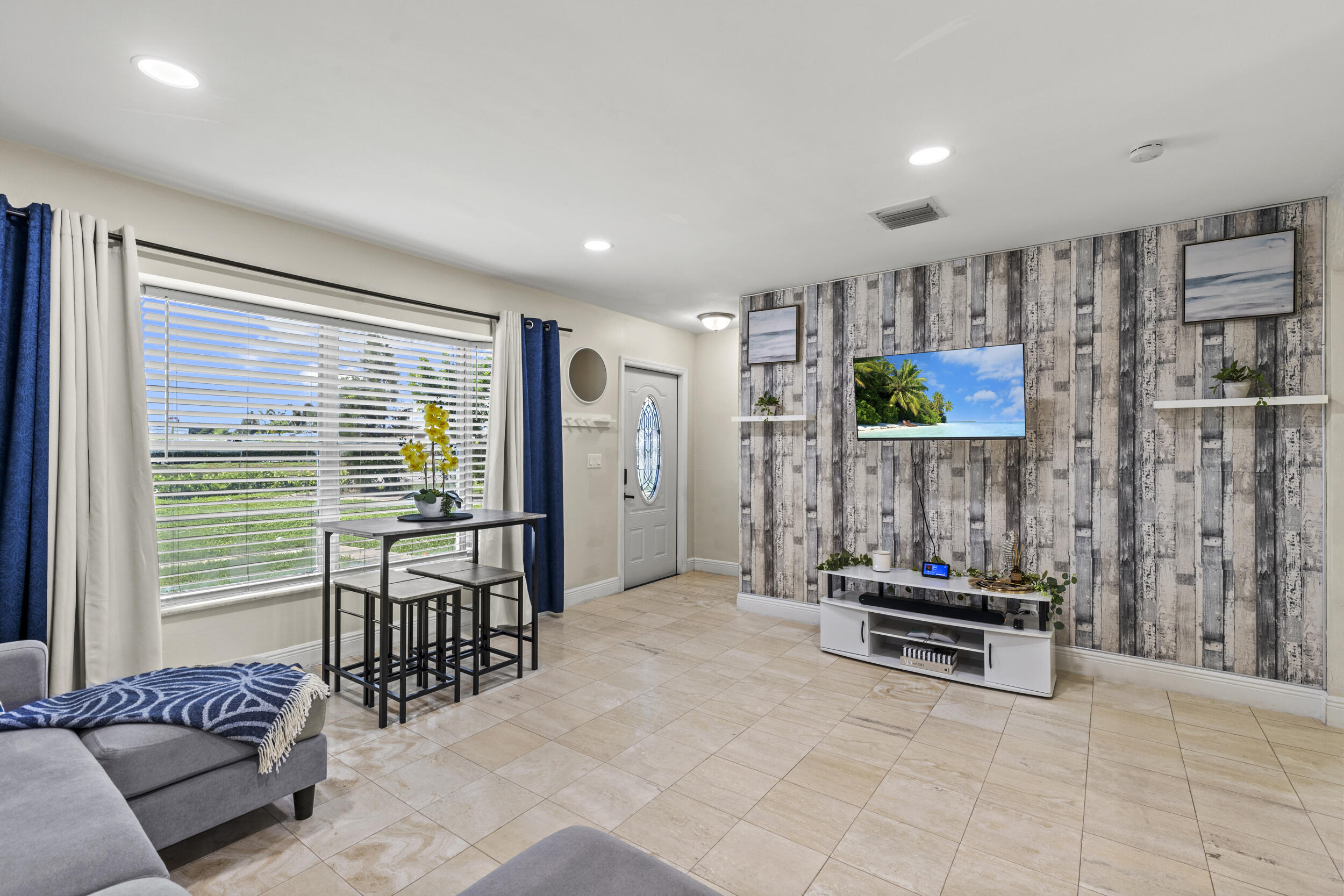 4331 Dale Road Palm Springs, FL 33406 - Photo 9 of 43 SLHG