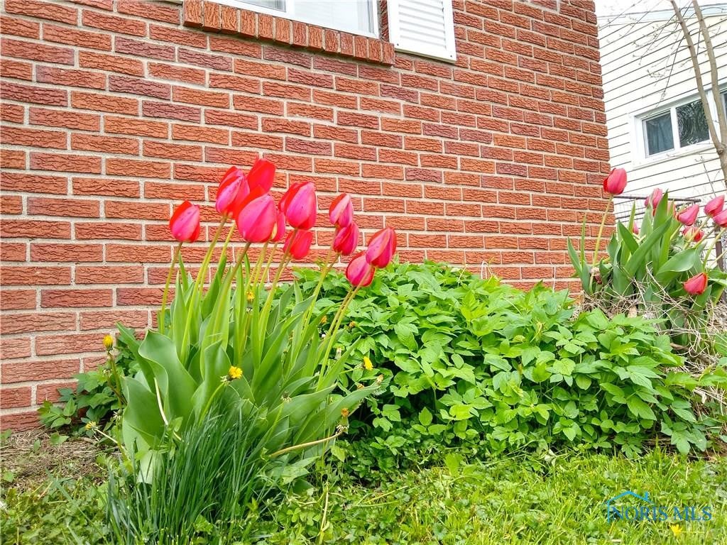 428 Waybridge Road Toledo, OH 43612 - Photo 2 of 17 Gallery Image 2