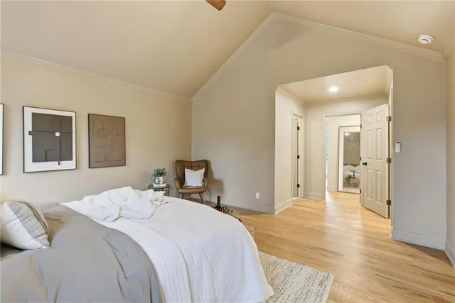 $925,000 | 10301 Howe Drive, Leawood, KS 66206