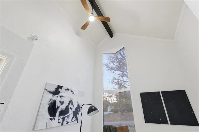 $925,000 | 10301 Howe Drive, Leawood, KS 66206