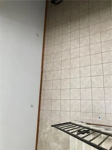 $1,200 | 724 Vouray Drive, Unit B, Kenner, LA 70065