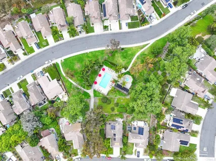 $1,199,900 | 7934 Calle Posada, Carlsbad, CA 92009