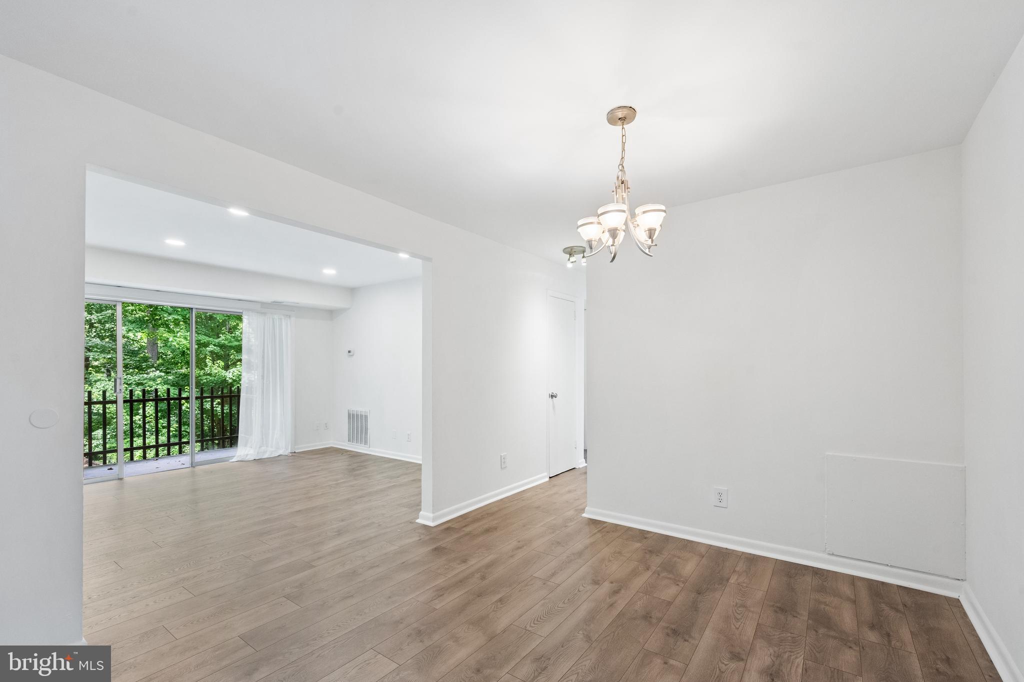 11606 Vantage Hill Road, Unit 12B Reston, VA 20190 - Photo 4 of 29