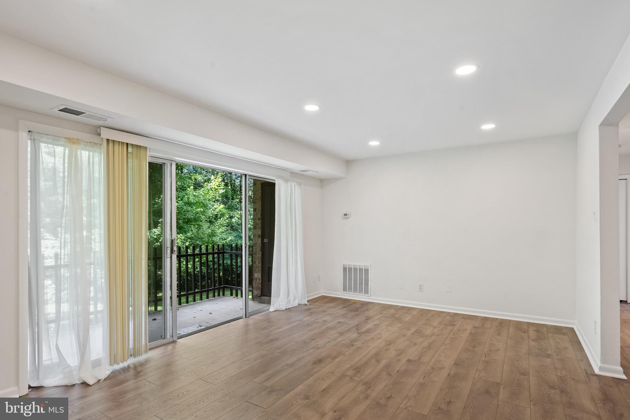 11606 Vantage Hill Road, Unit 12B Reston, VA 20190 - Photo 9 of 29