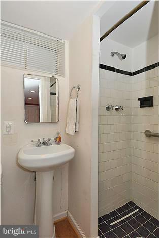 904 Gabel Street Silver Spring, MD 20901 - Photo 19 of 23 Lower Level Full Bath